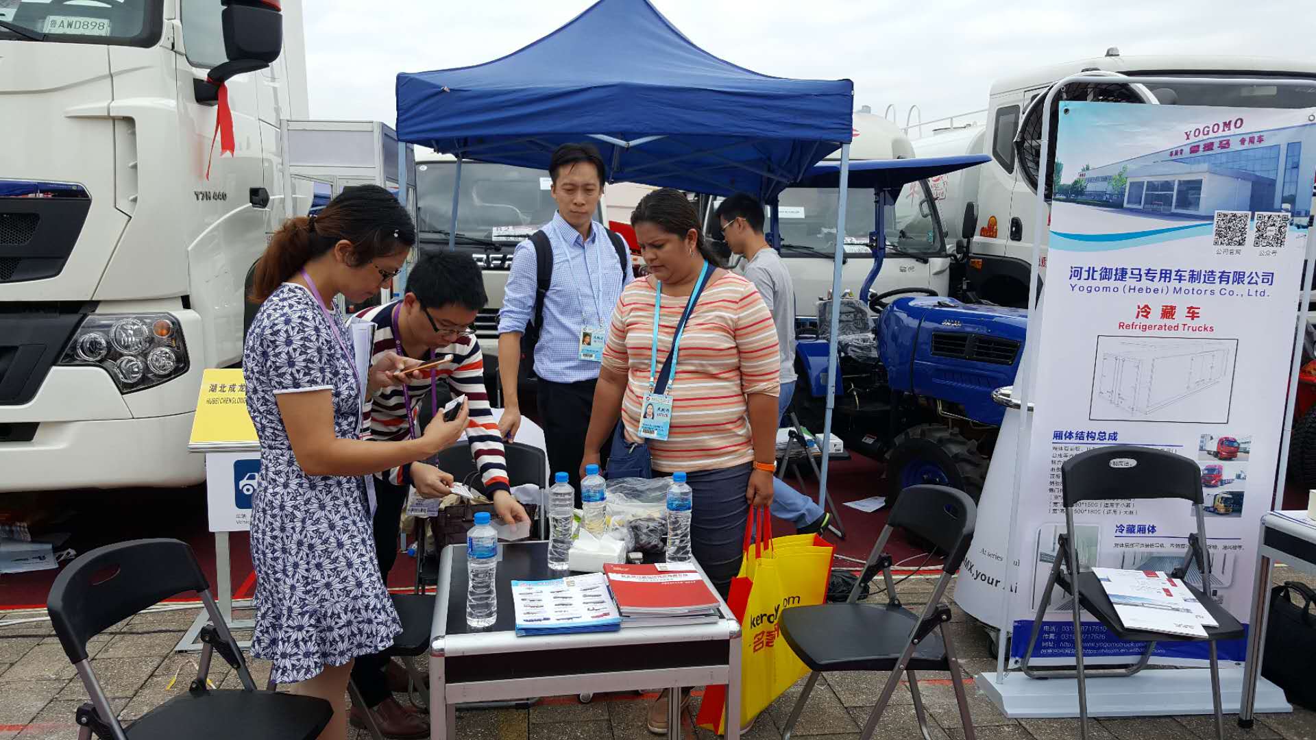 湖北成龍威2017年外貿(mào)團(tuán)隊(duì)風(fēng)采！